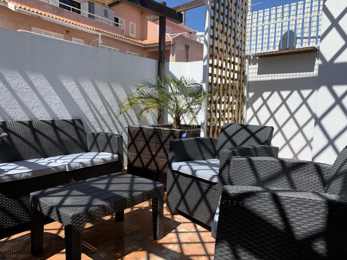 Duplex Apartment With Terrace In Cascais Downtown Exterior photo