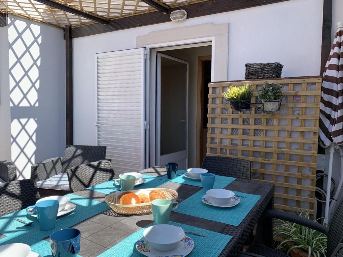 Duplex Apartment With Terrace In Cascais Downtown Exterior photo